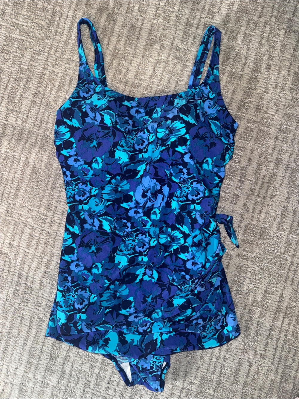 L.L. Bean 12 one piece swimsuit womens blue floral side tie beach pool